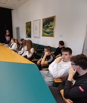 Mladi na Ravnah s prostovoljstvom spreminjajo svet (2)